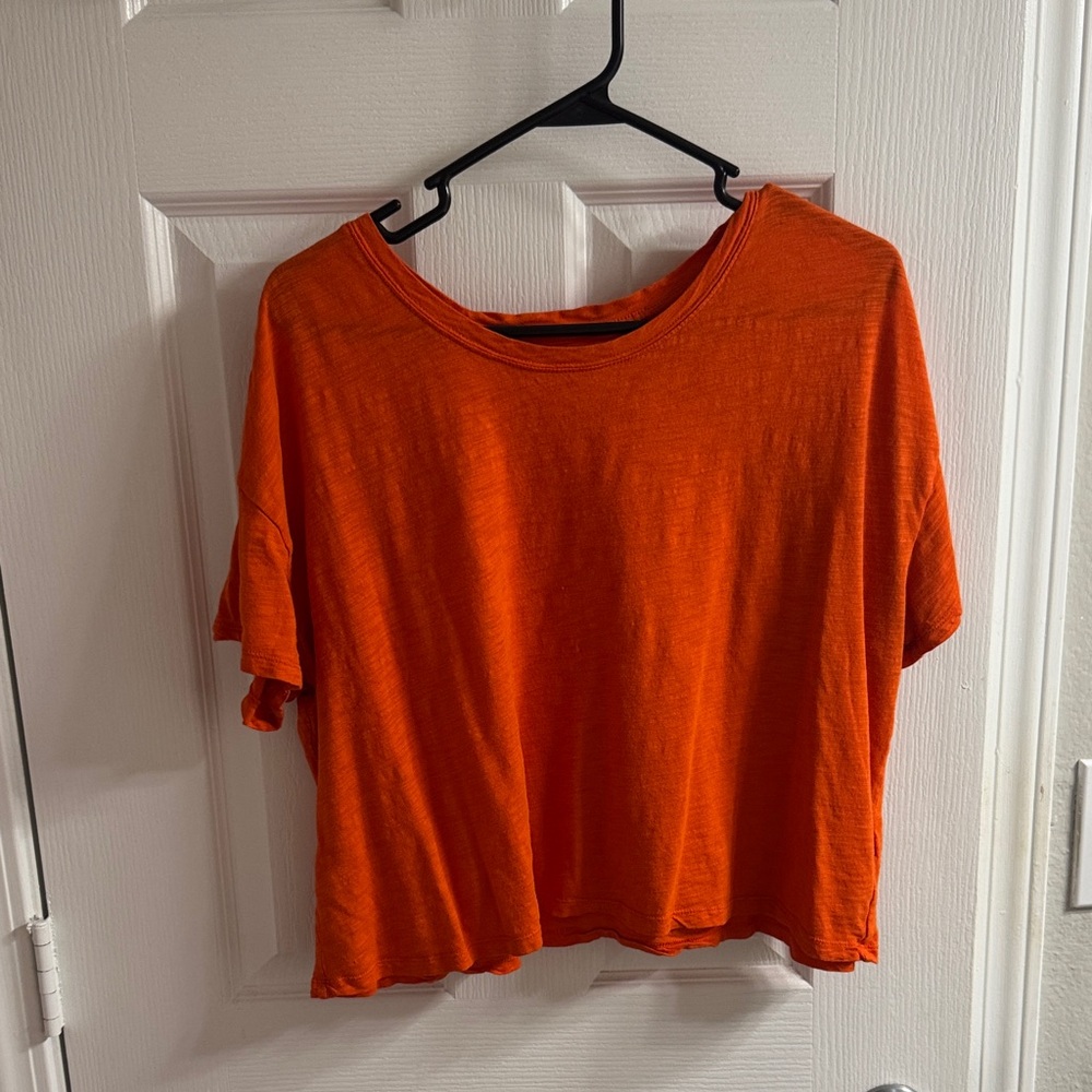 Old Navy Vibrant Orange Short Sleeve Tee